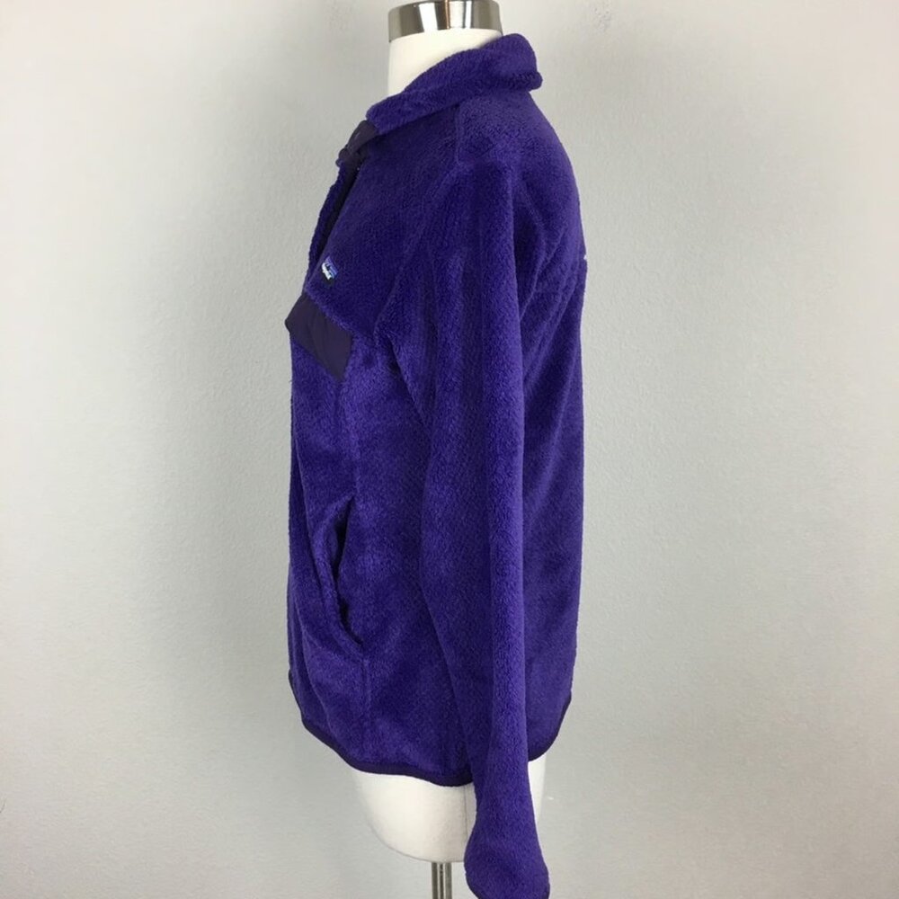 SOLD:
Patagonia Women's Synchilla Pull-Over in Ultra Violet Purple - Picture 2 of 8